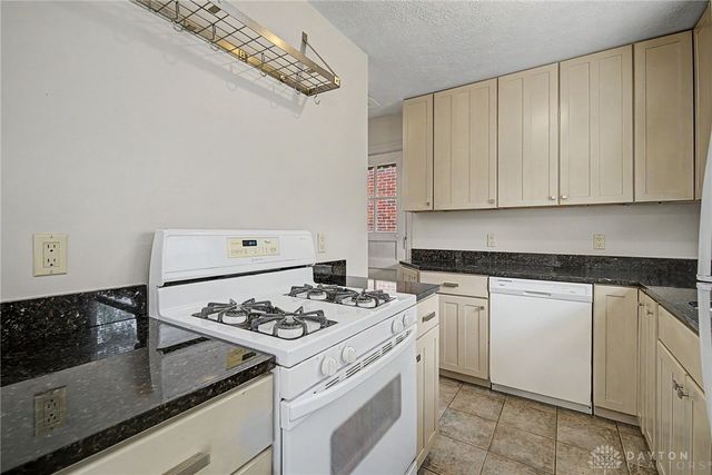 317 Cushing Avenue, Kettering, OH 45429
