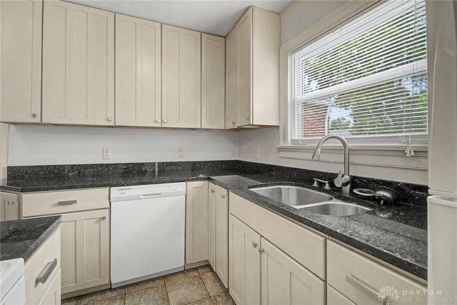 317 Cushing Avenue, Kettering, OH 45429