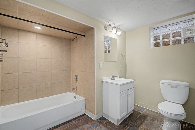 317 Cushing Avenue, Kettering, OH 45429