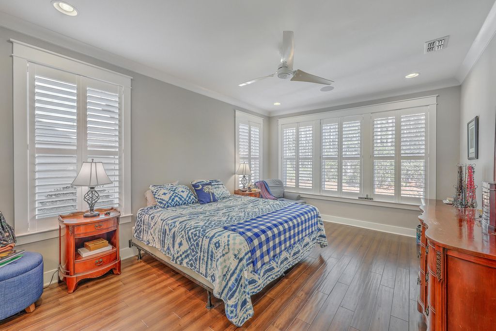 Image 19 of property listing at 114 Harbor Trace Lane, Summerville, SC 29486