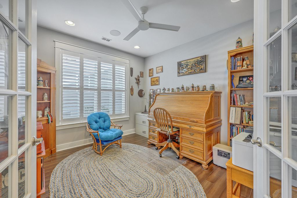 Image 33 of property listing at 114 Harbor Trace Lane, Summerville, SC 29486