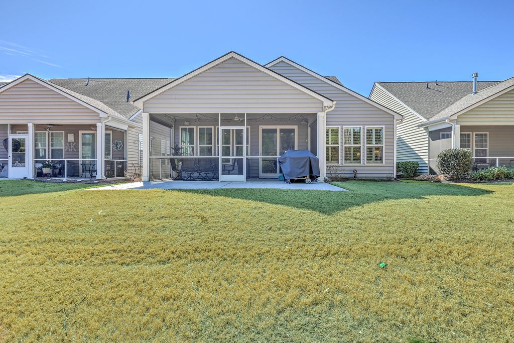 Image 39 of property listing at 114 Harbor Trace Lane, Summerville, SC 29486