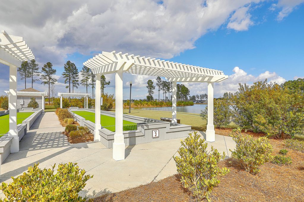 Image 44 of property listing at 114 Harbor Trace Lane, Summerville, SC 29486