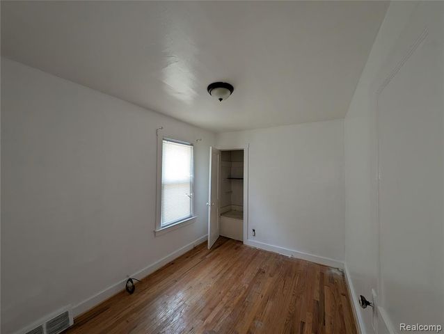 16182 Muirland, Detroit, MI 48221