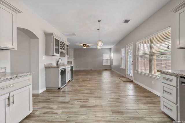 15042 Stonetower, San Antonio, TX 78248