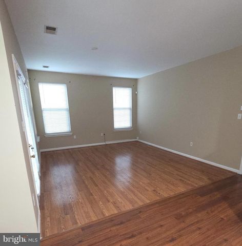 11829 MURRE CT, Waldorf, MD 20601