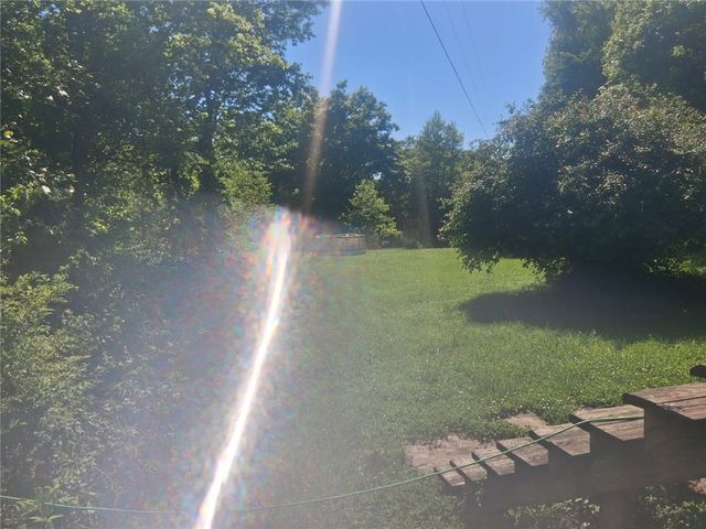 297 Madison 5270, Huntsville, AR 72740