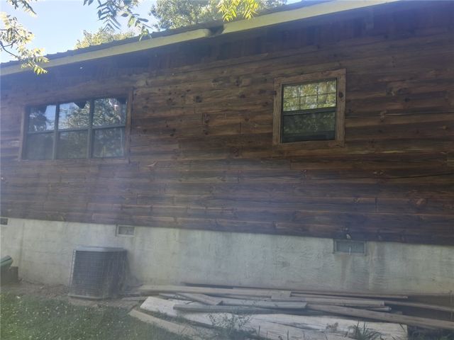 297 Madison 5270, Huntsville, AR 72740