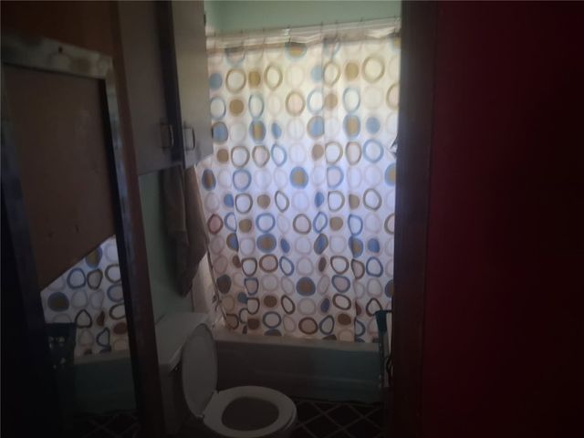 297 Madison 5270, Huntsville, AR 72740