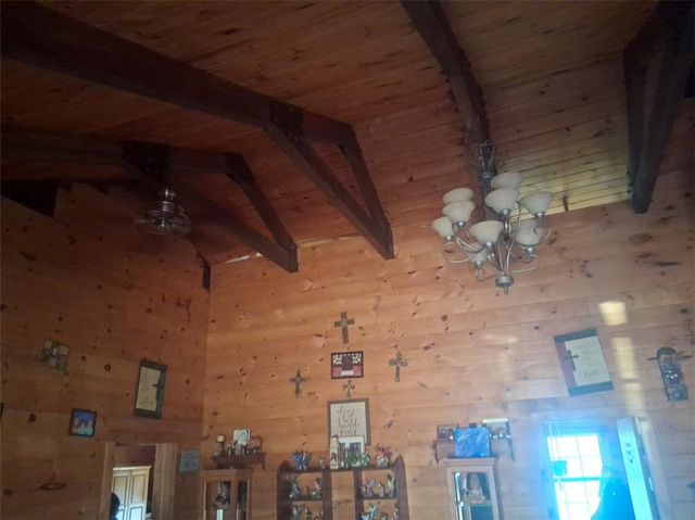 297 Madison 5270, Huntsville, AR 72740