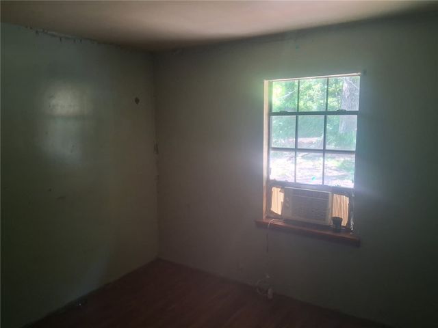 297 Madison 5270, Huntsville, AR 72740