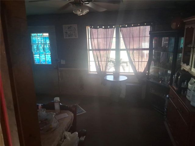 297 Madison 5270, Huntsville, AR 72740