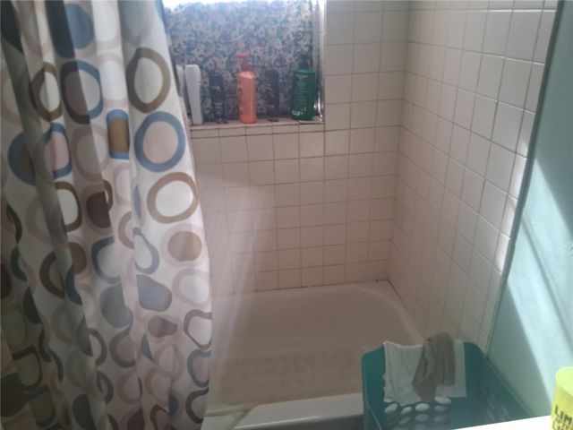 297 Madison 5270, Huntsville, AR 72740