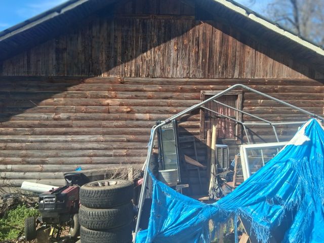 297 Madison 5270, Huntsville, AR 72740