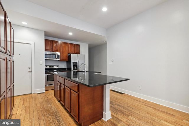 1703 W MONTGOMERY AVE, Philadelphia, PA 19121