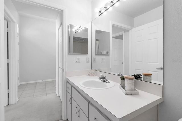 7527 MOORGATE COURT, New Port Richey, FL 34654