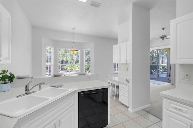 7527 MOORGATE COURT, New Port Richey, FL 34654