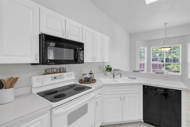 7527 MOORGATE COURT, New Port Richey, FL 34654