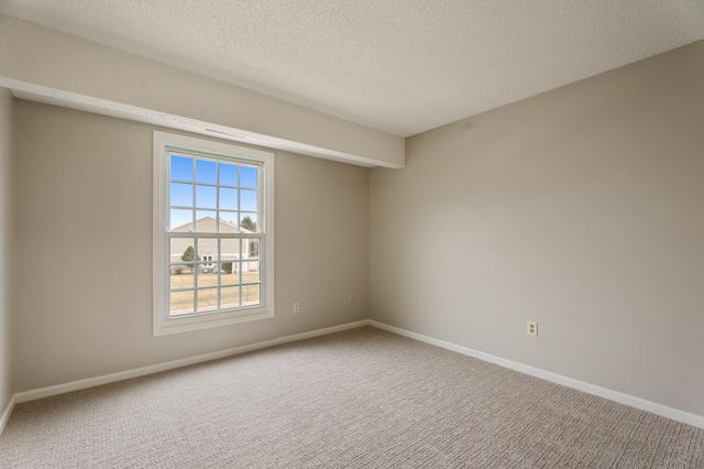 1911 Greenfield Lane SW G, Rochester, MN 55902