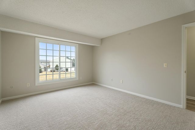 1911 Greenfield Lane SW G, Rochester, MN 55902