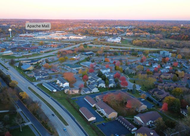 1911 Greenfield Lane SW G, Rochester, MN 55902