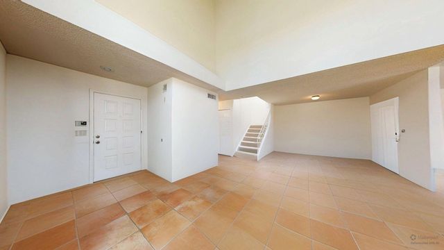 4329 E Monte Way, Phoenix, AZ 85044