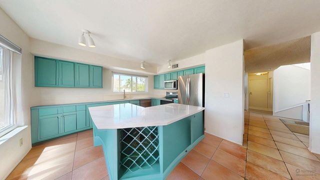 4329 E Monte Way, Phoenix, AZ 85044