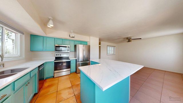 4329 E Monte Way, Phoenix, AZ 85044