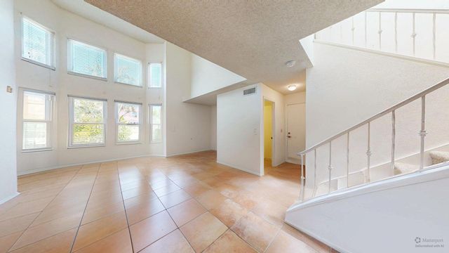 4329 E Monte Way, Phoenix, AZ 85044