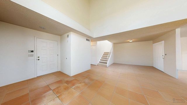 4329 E Monte Way, Phoenix, AZ 85044