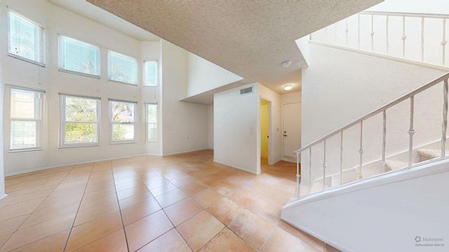 4329 E Monte Way, Phoenix, AZ 85044