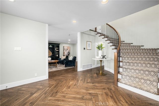 7926 E Garner, Long Beach, CA 90808