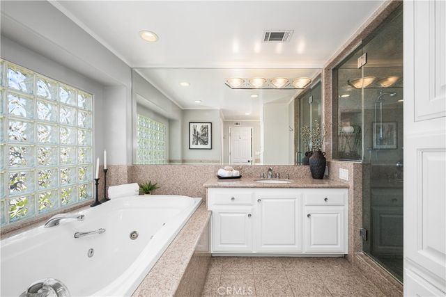 7926 E Garner, Long Beach, CA 90808