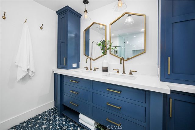 7926 E Garner, Long Beach, CA 90808