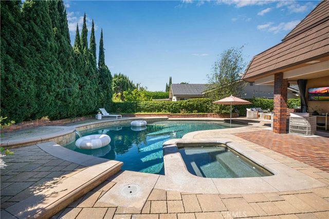 7926 E Garner, Long Beach, CA 90808