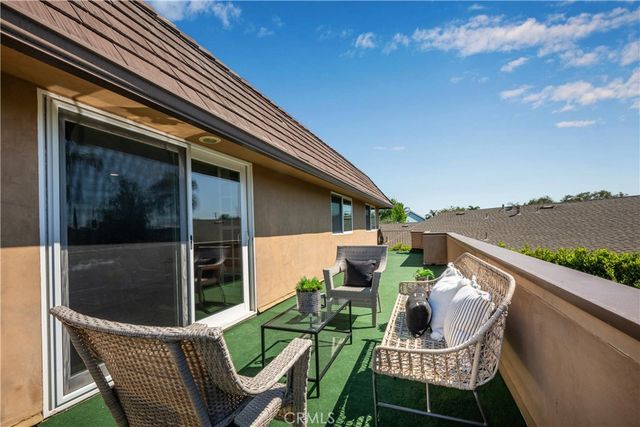 7926 E Garner, Long Beach, CA 90808