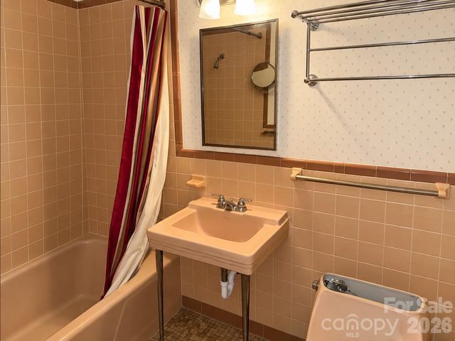 103 Brookwood Drive, Tryon, NC 28782