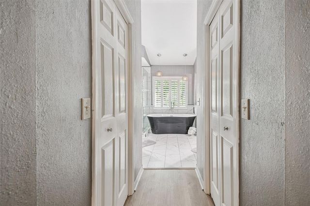 2713 CRESTFIELD DRIVE, Valrico, FL 33596