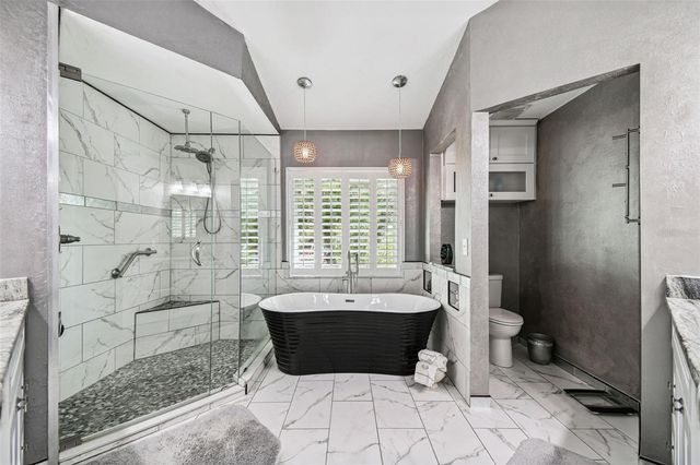 2713 CRESTFIELD DRIVE, Valrico, FL 33596