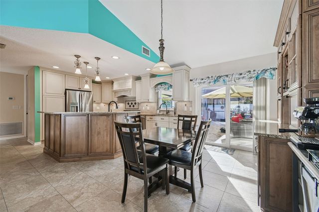 2713 CRESTFIELD DRIVE, Valrico, FL 33596