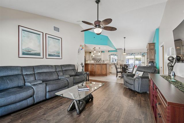 2713 CRESTFIELD DRIVE, Valrico, FL 33596