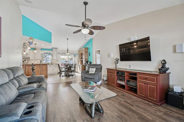 2713 CRESTFIELD DRIVE, Valrico, FL 33596