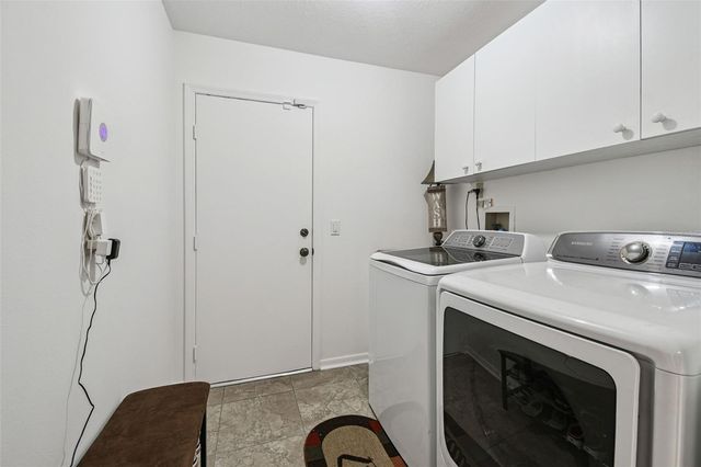 2713 CRESTFIELD DRIVE, Valrico, FL 33596