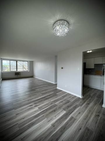 9720 S PULASKI Road 306, Oak Lawn, IL 60453