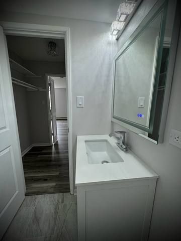 9720 S PULASKI Road 306, Oak Lawn, IL 60453