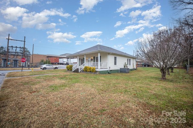 75 Belmont Avenue, Belmont, NC 28012