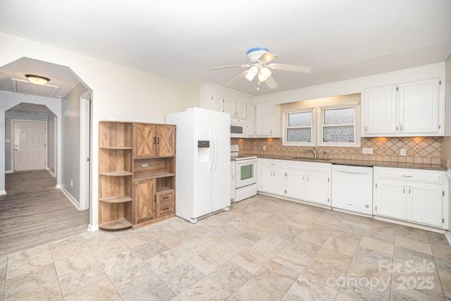 75 Belmont Avenue, Belmont, NC 28012