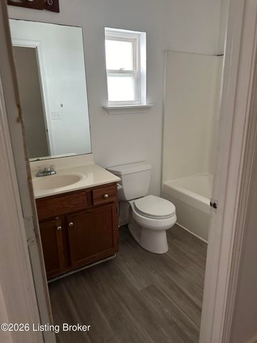 2928 S 5th St, Louisville, KY 40208