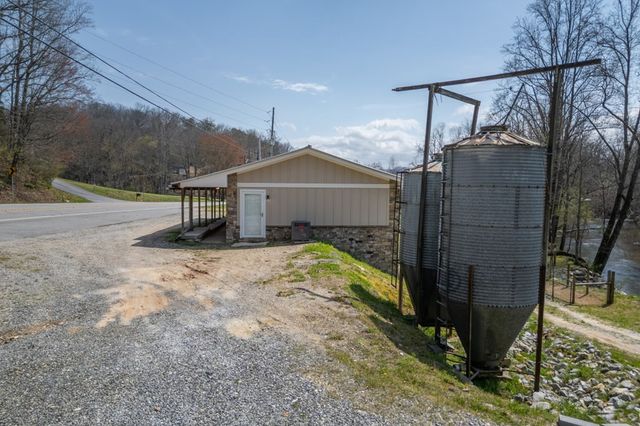 4494 Gainesville Hwy, Blairsville, GA 30512