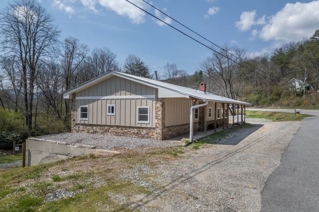 4494 Gainesville Hwy, Blairsville, GA 30512